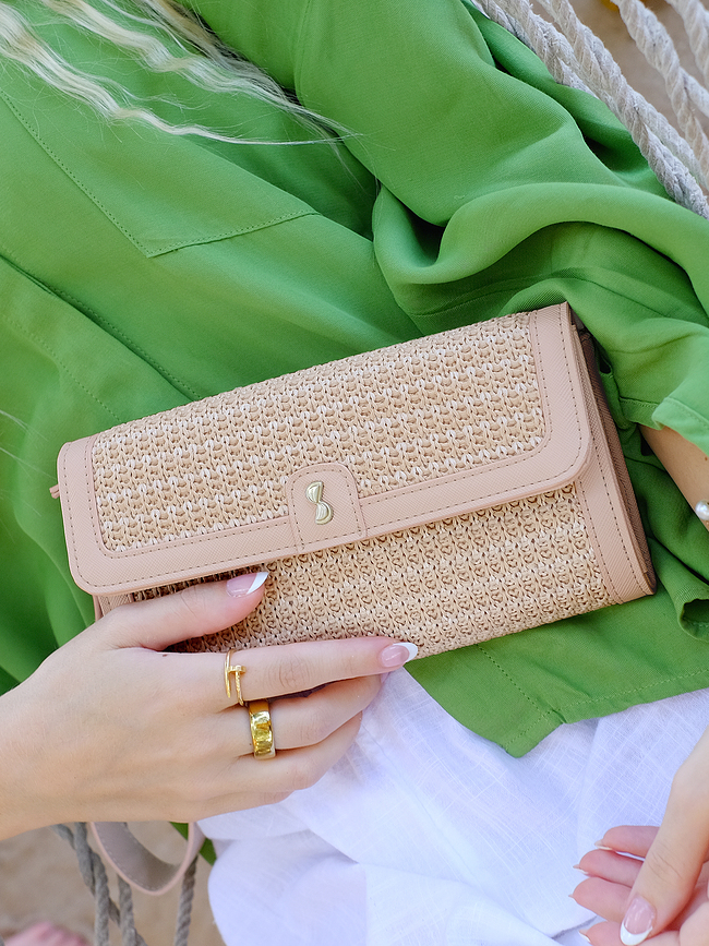 Stackers Raffia Τσαντάκι με θήκη καρτών και καθρέφτη, ανοιχτό ροζ