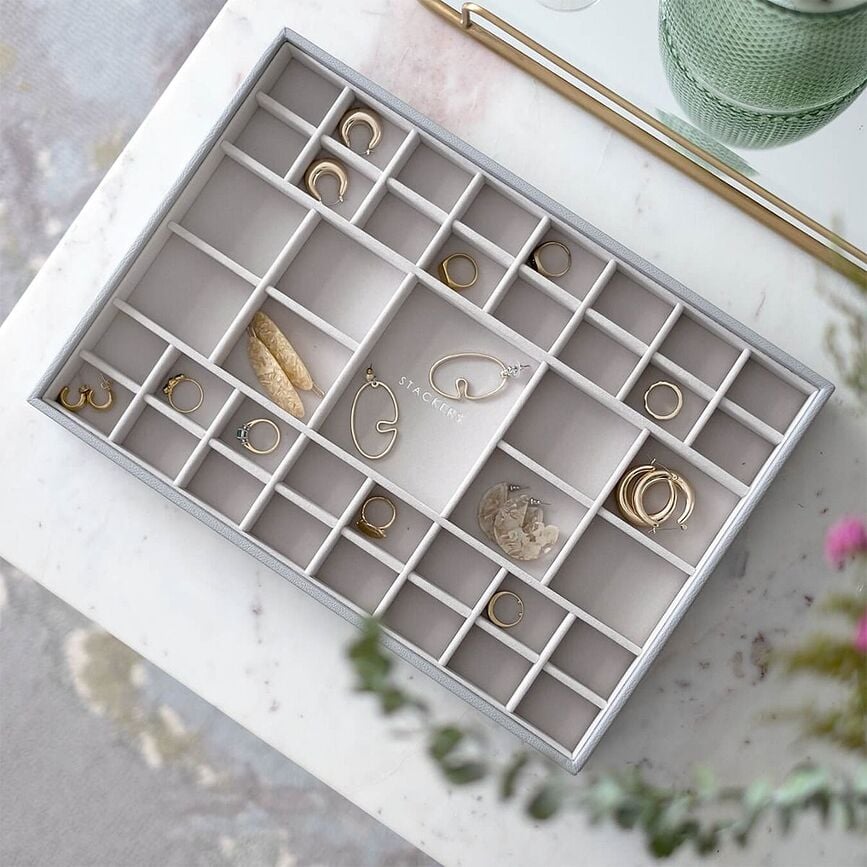 Stackers Skrinjica za nakit s 41 predelki supersize, žamet, taupe