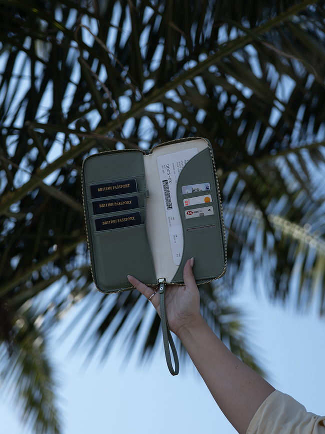 Stackers Wave Θήκη για Διαβατήριο και Κάρτες, κρεμ-πράσινο