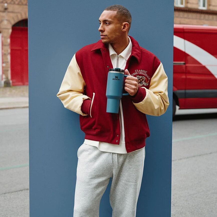 Quencher H2.0 Termo lonček, 1,18 l, s slamico, Cherry Blossom