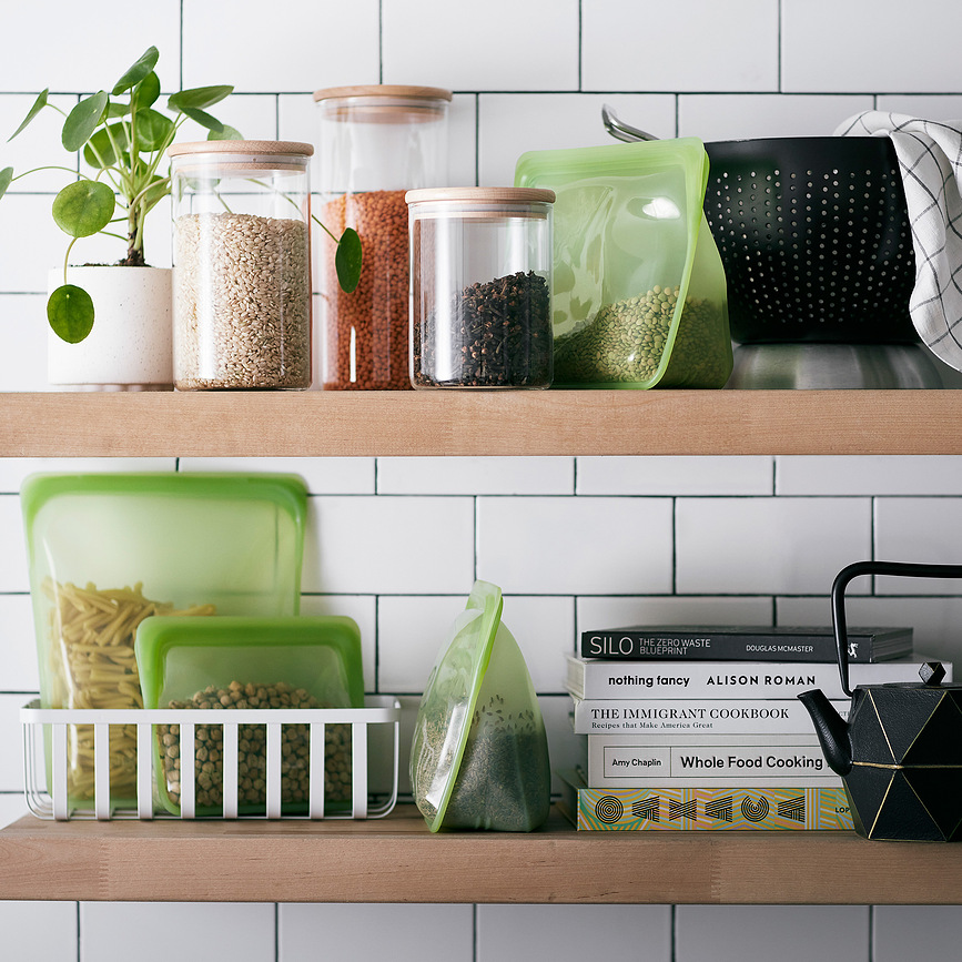 Stasher Stand Up Mid Rainbow Vrećica za hranu 1.5 L silikonska ružičasta