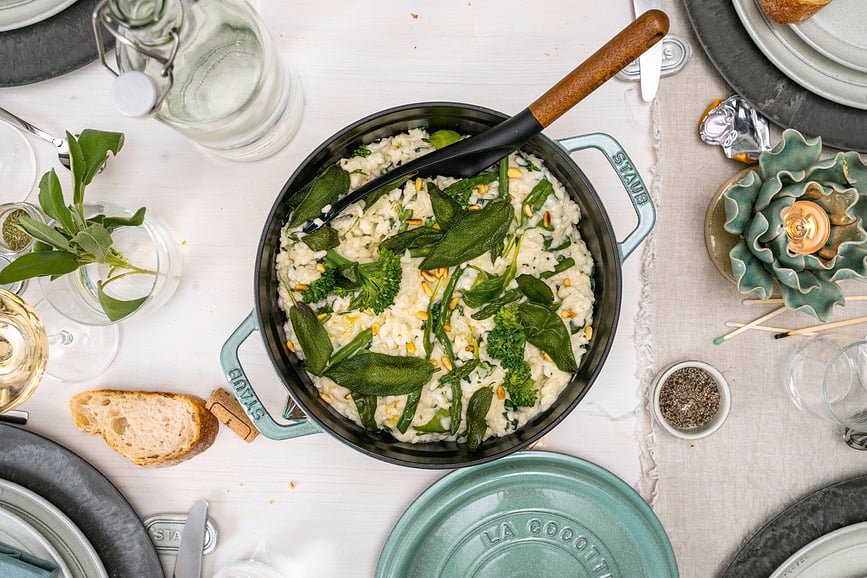 La Cocotte Cocotte en fonte, 2,6 L, fleur de cerisier