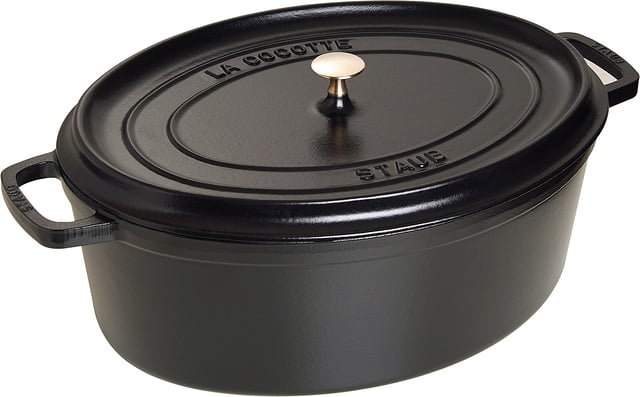 La Cocotte Topf 12 l oval schwarz aus Gusseisen gefertigt