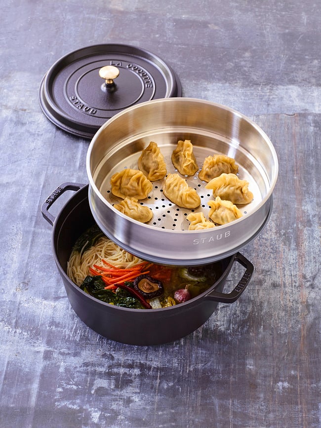 Olla de hierro fundido La Cocotte, 3,8 L, color grafito, con accesorio para cocinar al vapor