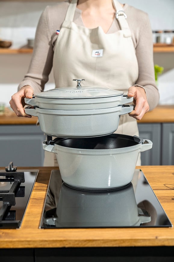 Staub Σετ Μαγειρικών Σκευών, με τηγάνι και καπάκι, 24 cm, λευκή τρούφα, 4 τμχ