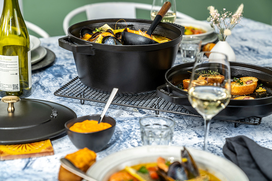 Staub Set Posuđa s tavom i poklopcem 24 cm bijela tartufa 4-dijelni set