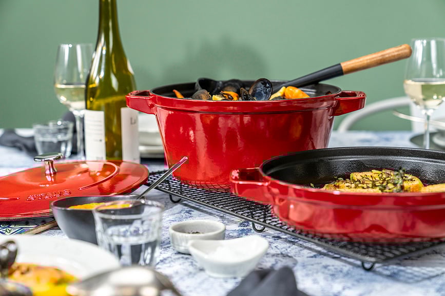 Staub Set Posuđa s tavom i poklopcem 24 cm bijela tartufa 4-dijelni set