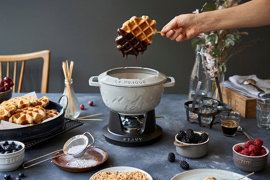 Staub Set za Fondue 20 cm bijeli tartuf Set od 10 dijelova