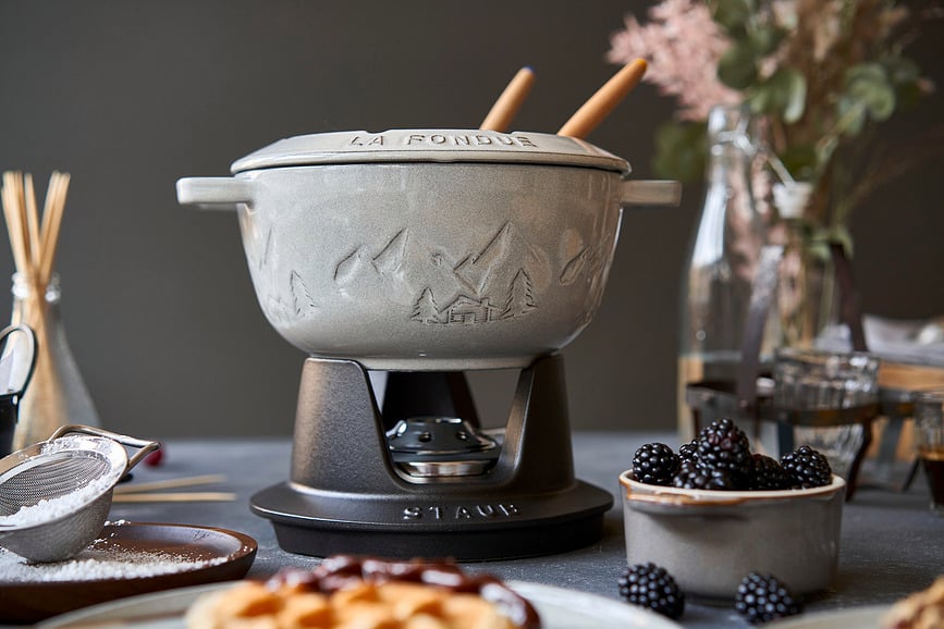 Staub Set za Fondue 20 cm bijeli tartuf Set od 10 dijelova