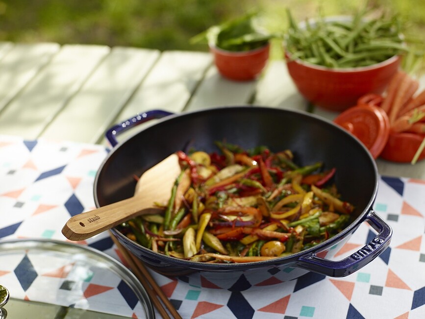 Staub Wok avec couvercle, 30 cm, vert