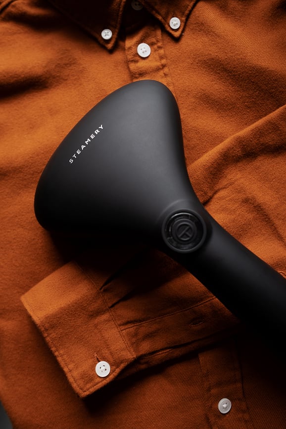 Cirrus 2 Parno Glačalo ručno za odjeću crno