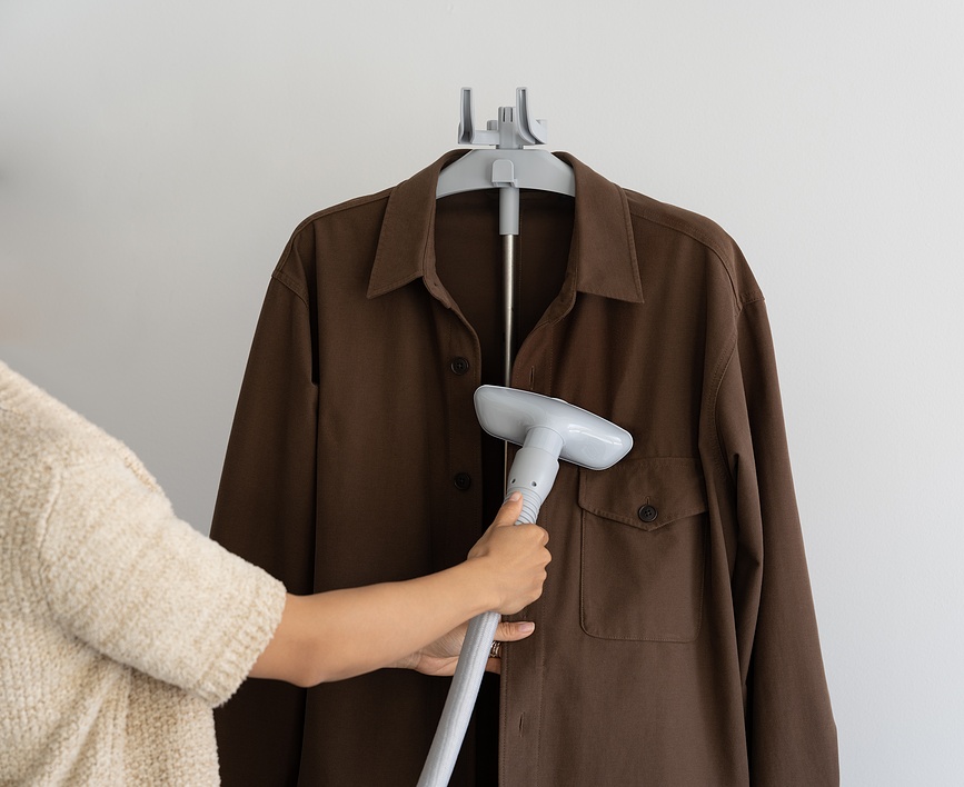 Cumulus Stoječi parni likalnik za oblačila, siv