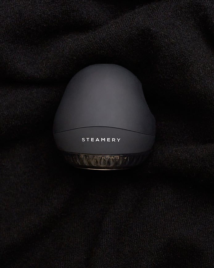 Pilo 1 Puholovec za oblačila, črn