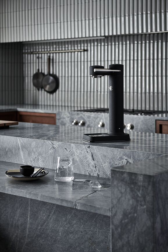 Carbonator 3, aparat za gaziranje vode, jeklen