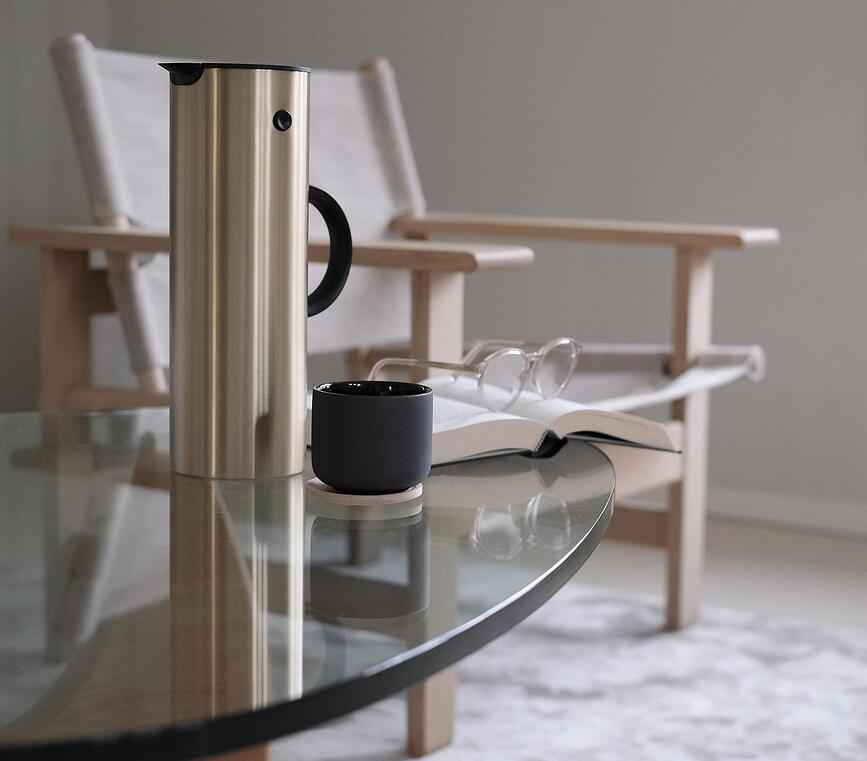 EM77 Pichet isotherme, laiton brossé