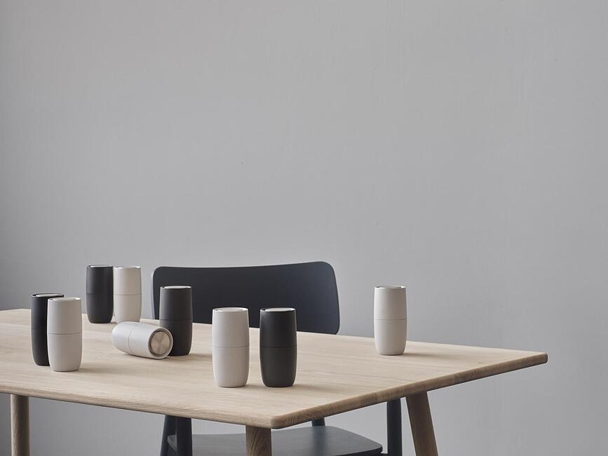 Foster Moulin à sel ou à poivre, gris clair