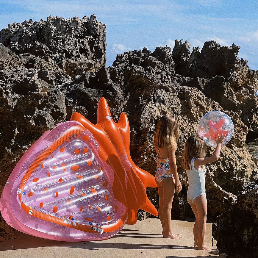 Colchoneta Hinchable Luxe Strawberry Pink Berry, para piscina, rosa fresa