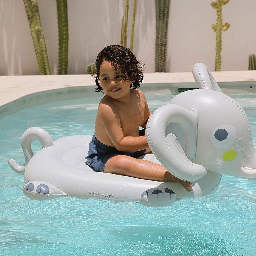 Eli The Elephant oppustelig ride-on til svømning