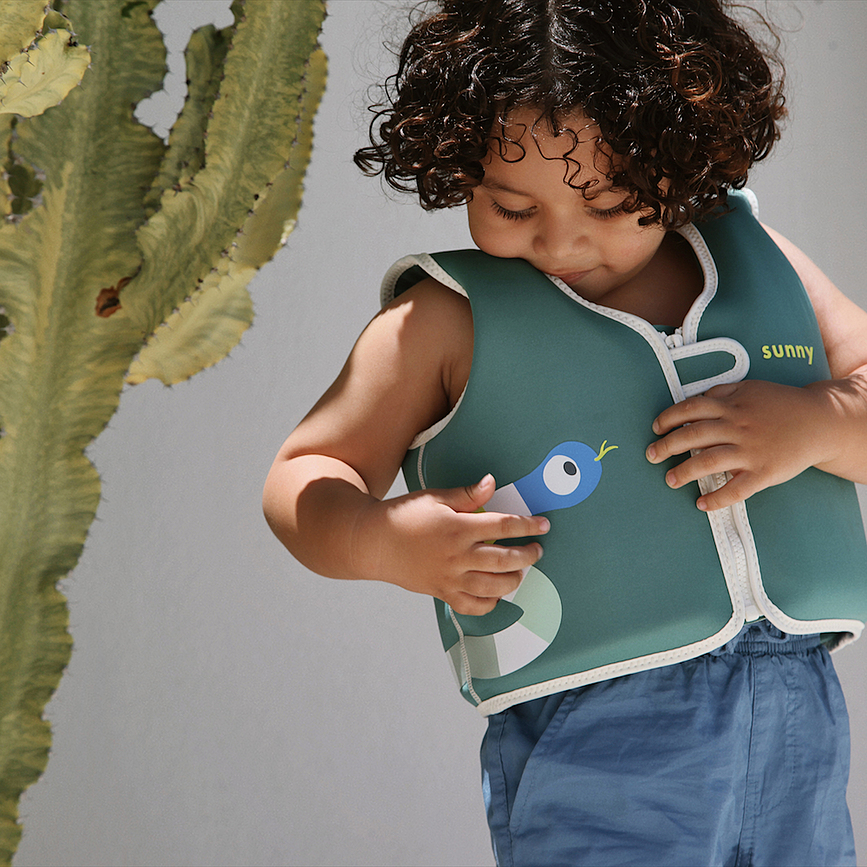 Gilet de natation pour enfants Sunnylife Into The Garden Ditsy Floral 3-6 ans