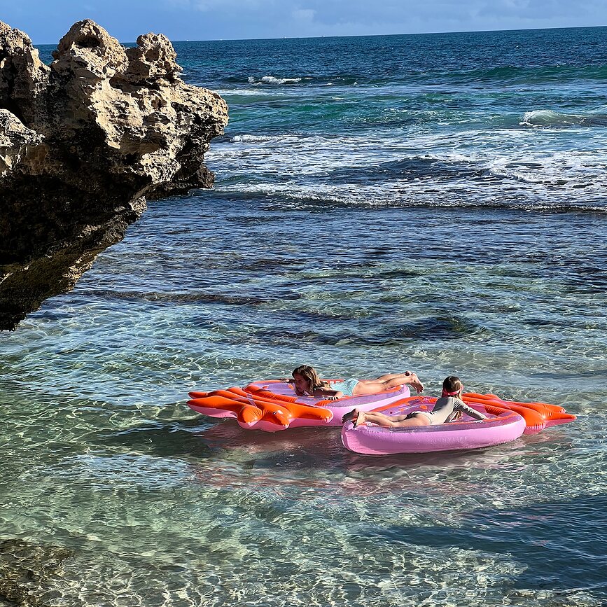 Luxe Strawberry Pink Berry Στρώμα Θαλάσσης