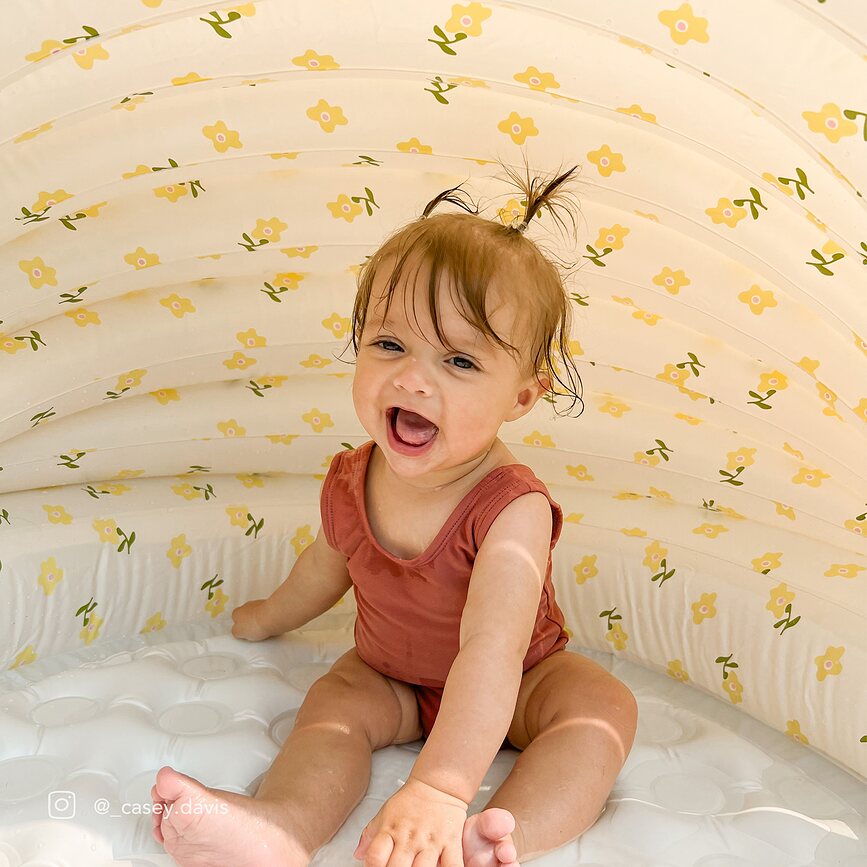 Piscina hinchable para bebés Buddy Shark Tribe