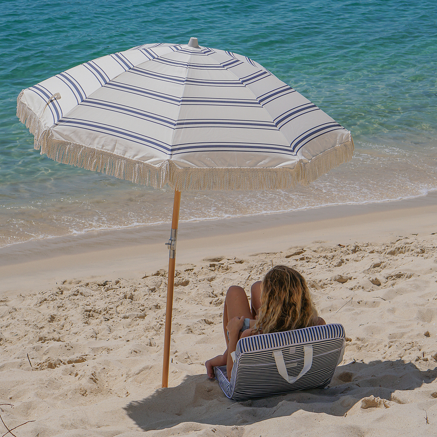 Salokāms pludmales krēsls Sunnylife, zaļš