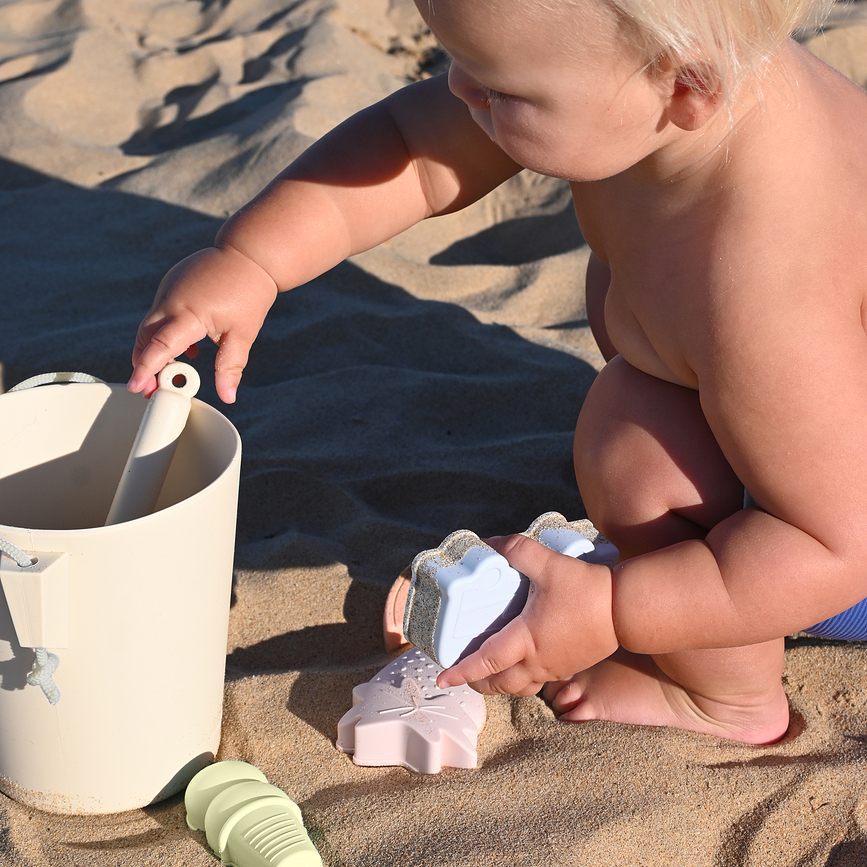 Sunnylife Apple Sorbet Igrače za peskovnik, 6-delni set