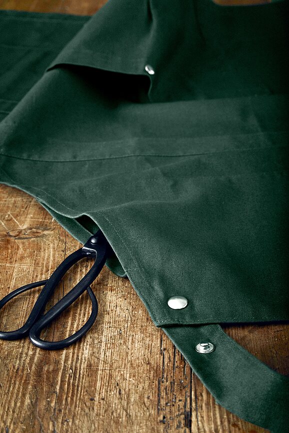 Delantal de cocina Creative and Garden, verde oscuro