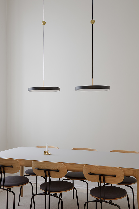 Extensión de latón cepillado Umage, para cables de lámparas colgantes