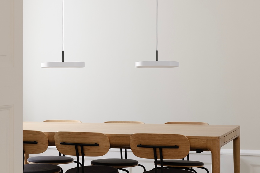 Asteria Plus Suspension 31 cm, en laiton, avec fixation noire