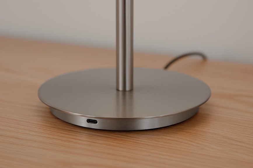 Audrey Lampe de Table, en acier