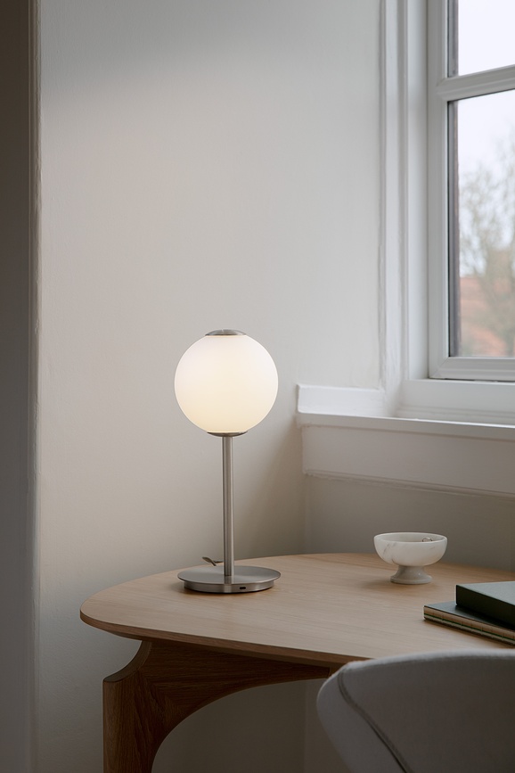 Audrey Lampe de Table, en acier