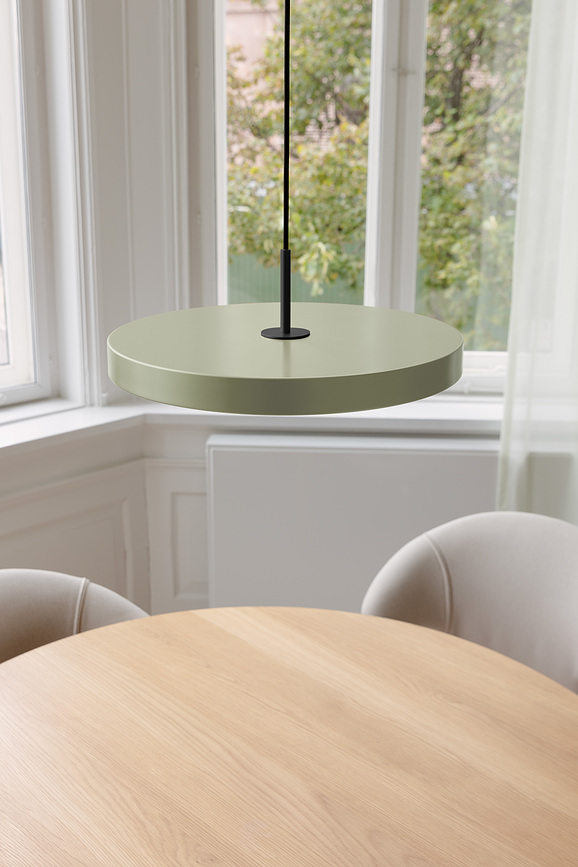 Lámpara Colgante Asteria Plus, 43 cm, negra, con soporte negro