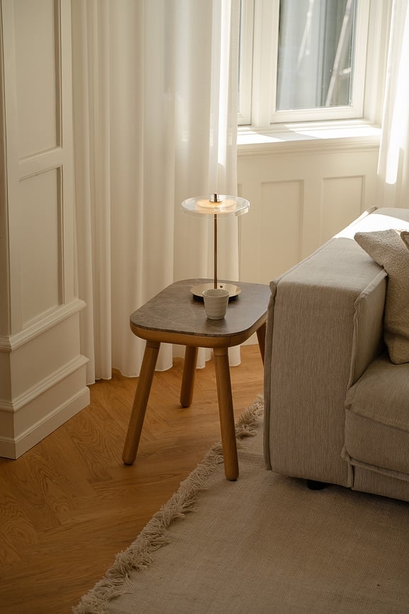 Lámpara de mesa inalámbrica Asteria Glass Move, acero pulido