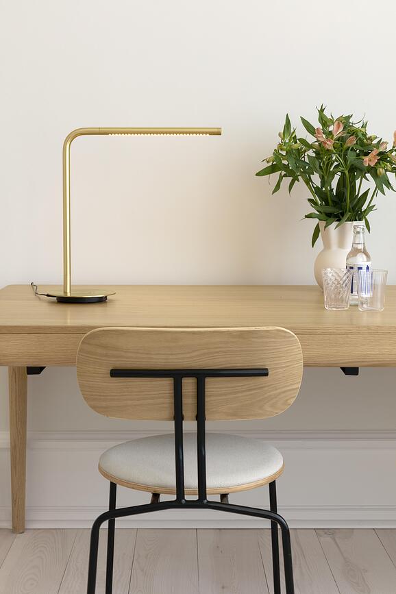 Lámpara de Mesa Omni V2, acero cepillado