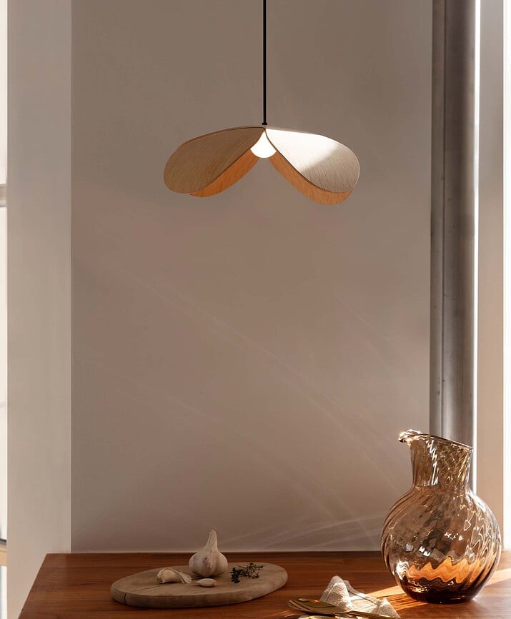 Lámpara Forget Me Not, de roble oscuro, 38 cm