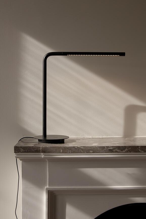 Omni V2 Lampe à poser, acier brossé