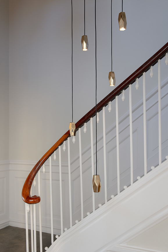 Suspension Brighter Days Penta 5, laiton