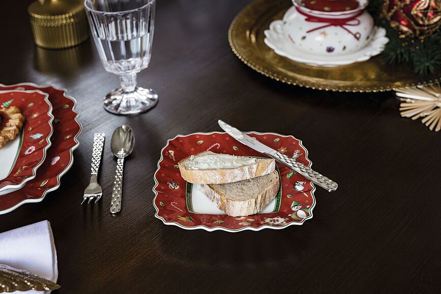 Boston Μαχαιροπίρουνα, Σετ 70 τεμαχίων