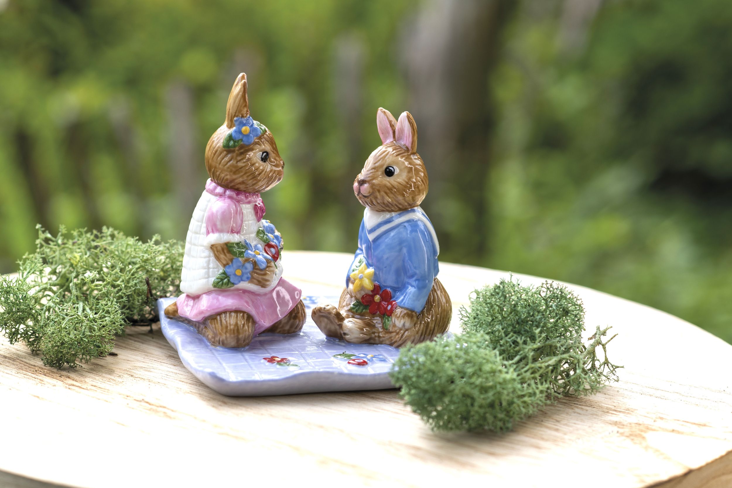 Bunny Tales Picnic Figurine - Villeroy & Boch 14-8662-6333 | FA