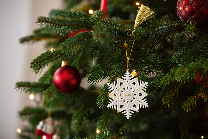 Christmas Classics 2025 Ukras konjić za ljuljanje