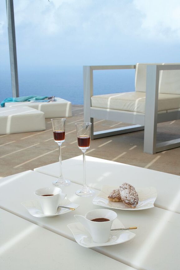 Cucharilla de Postre Ella, parcialmente chapada en oro