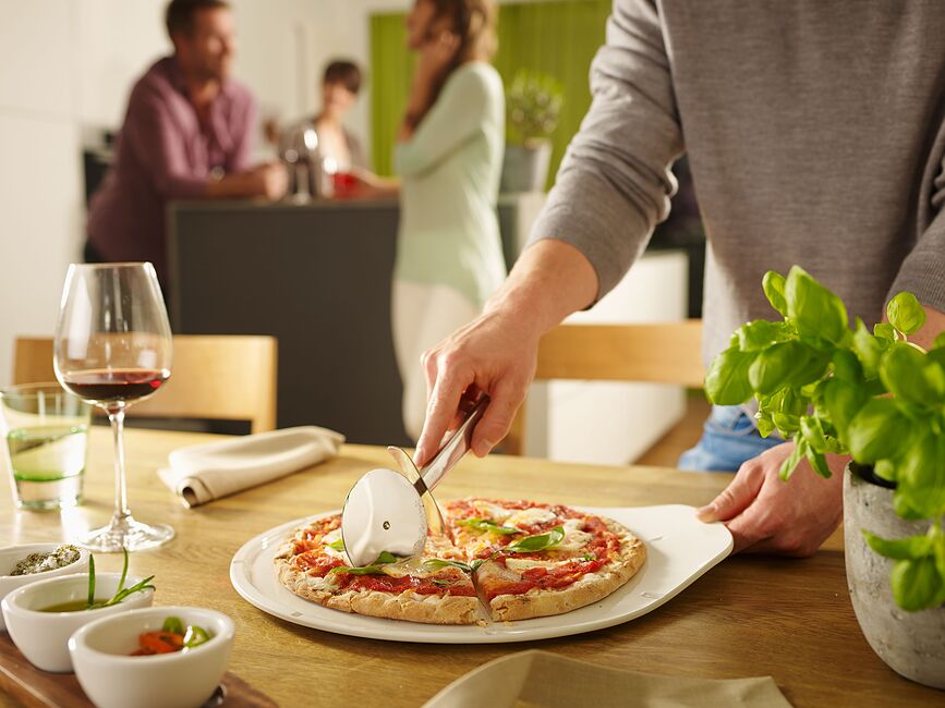 Daily Line Specials Nož za pizzu