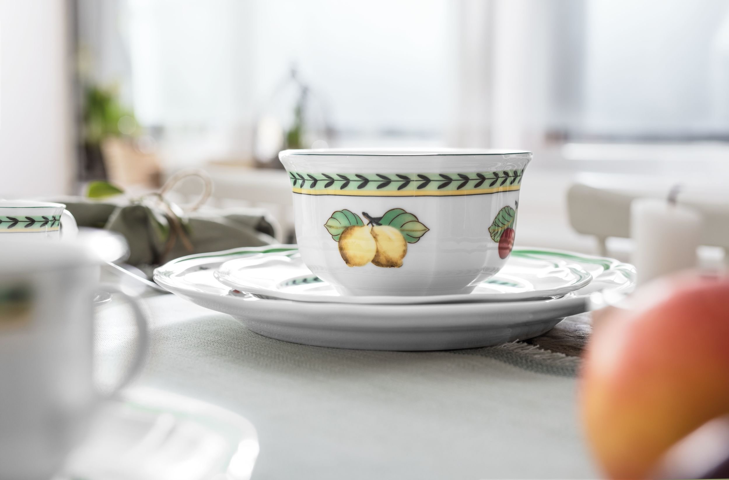 https://3fa-media.com/villeroy-boch/villeroy-boch-french-garden-fleurence-bowl__119724_6fff8f4-s2500x2500.jpg