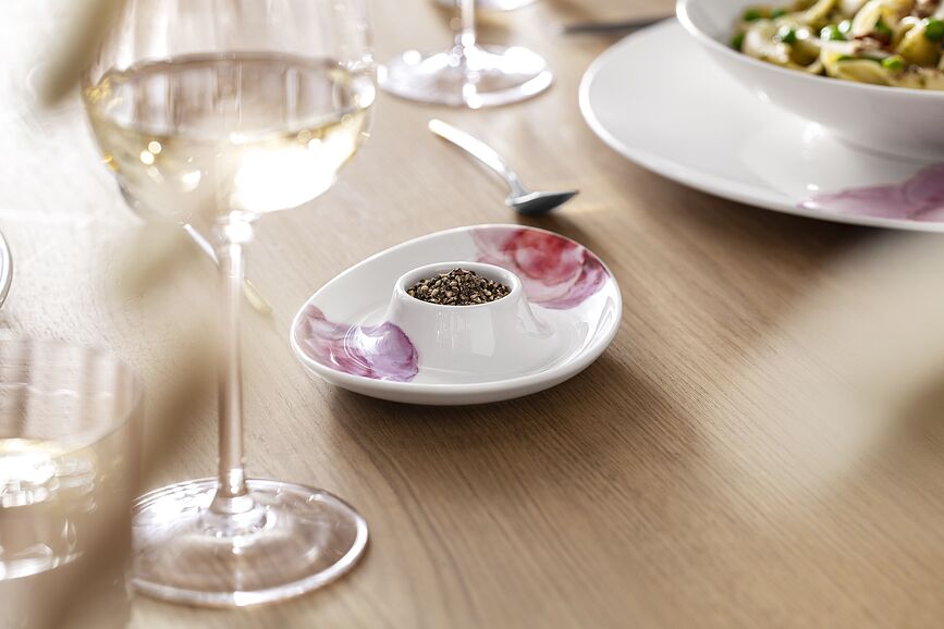 Huevera Rose Garden, de porcelana, decorativa