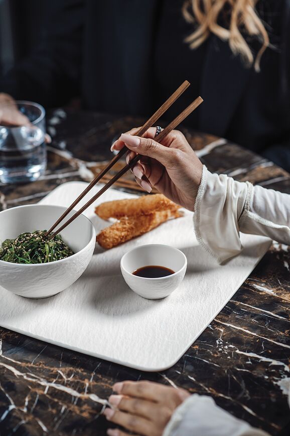 Manufacture Rock Blanc Pladanj za posluživanje kvadratni 32 cm