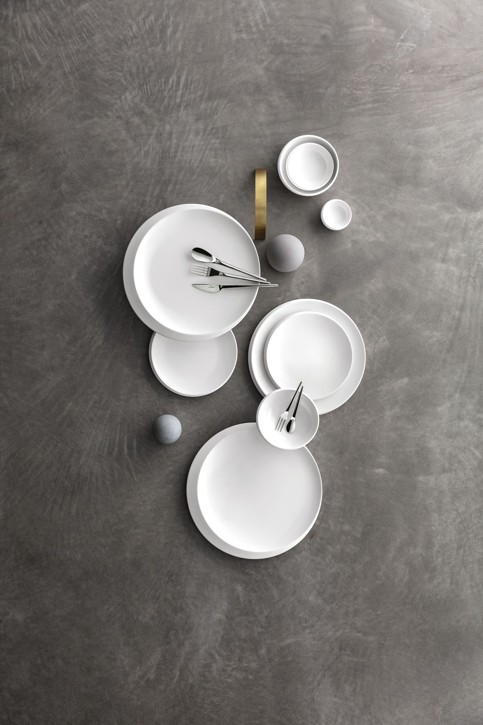 New Moon Dinnerware