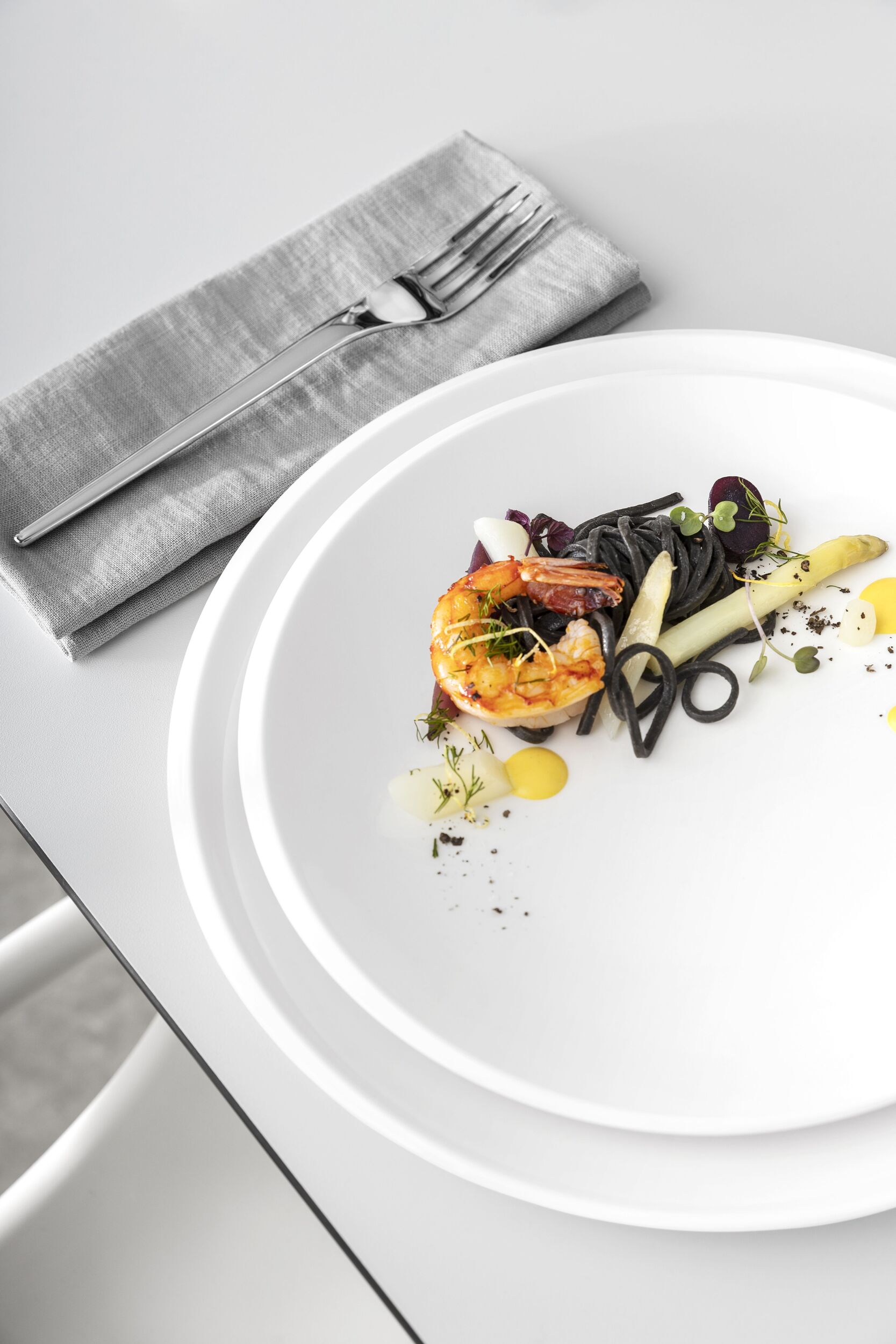 Villeroy and Boch New Moon Dinnerware Collection