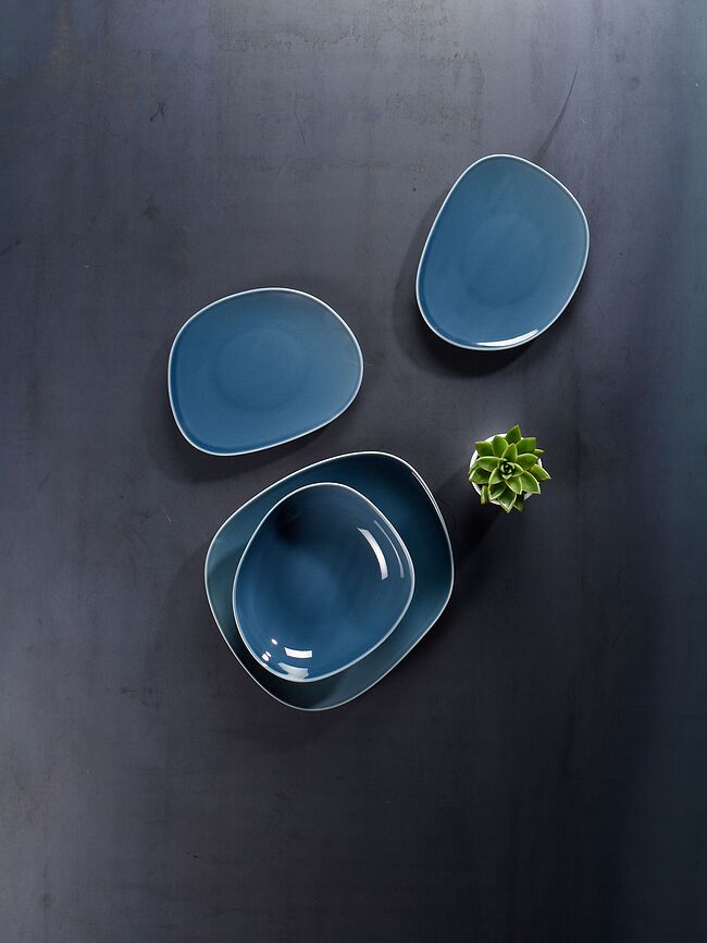 Organic Turquoise Assiette Plate