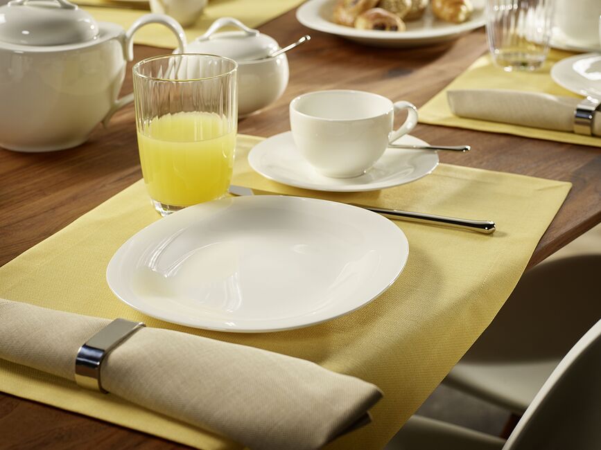 Plato de Desayuno ovalado New Cottage Basic, 23 cm